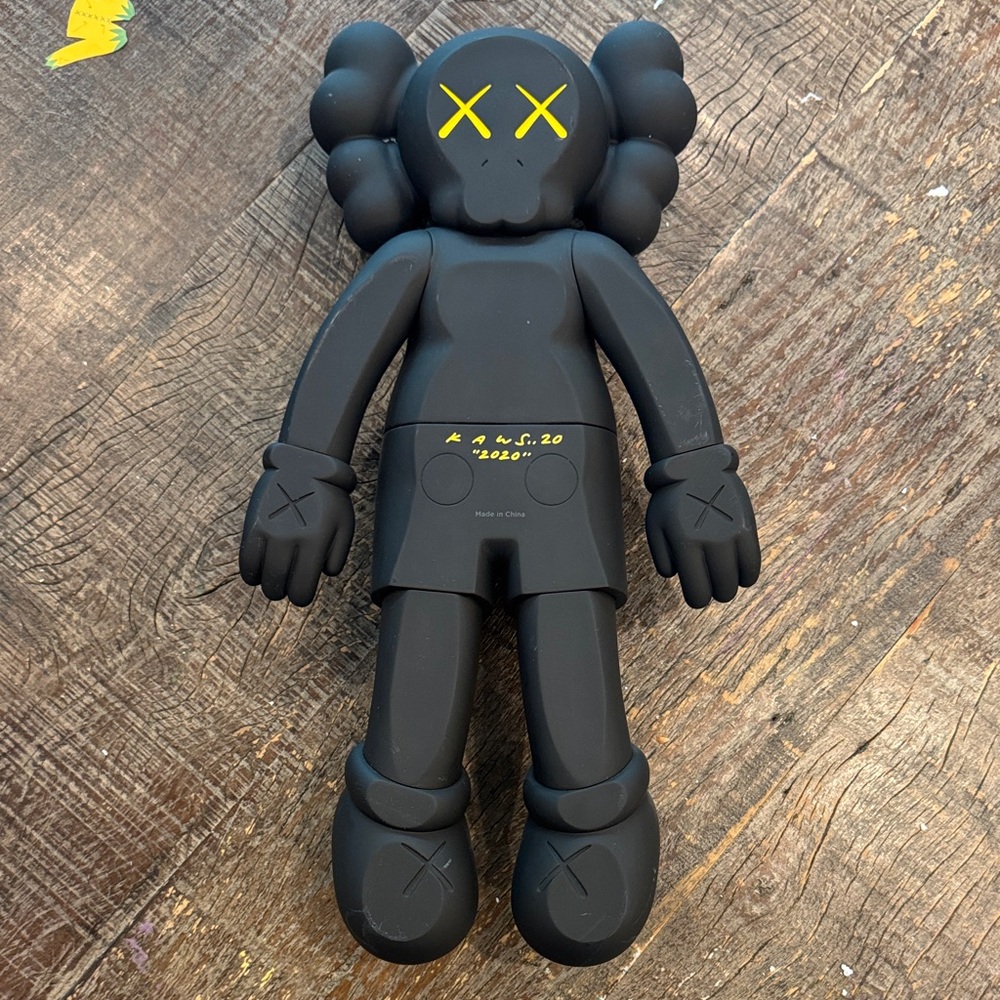 Kaws 2020 vinyl figure